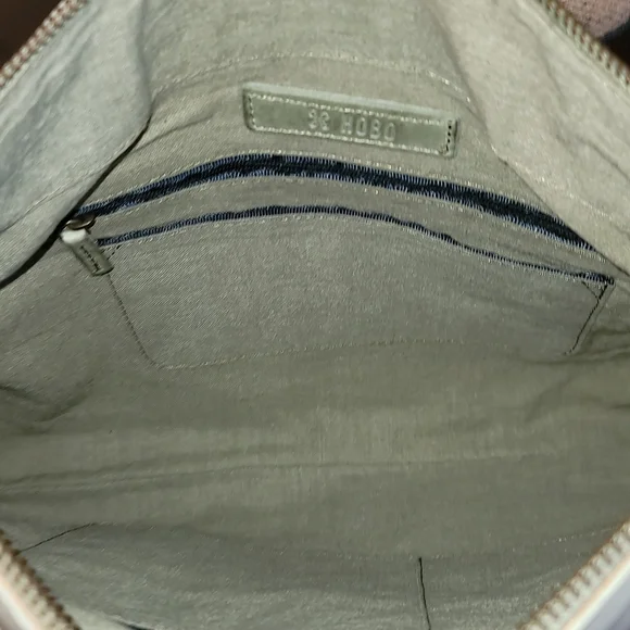 HOBO Daydream Leather Crossbody Bag - Picture 12 of 13